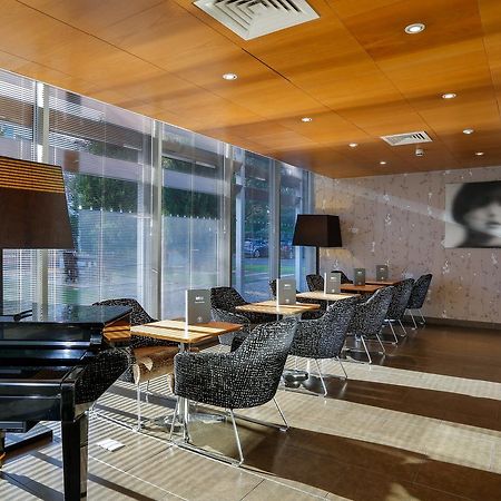 Beales Hotel Hatfield  Bagian luar foto