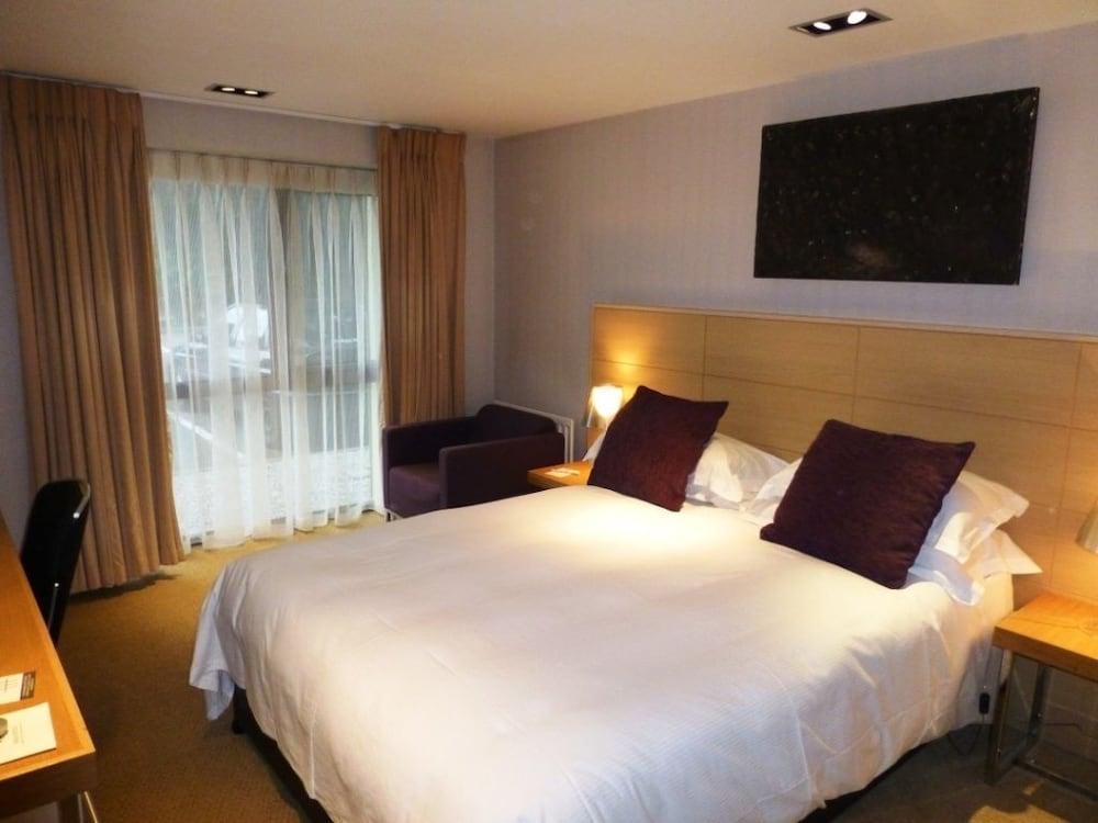 Beales Hotel Hatfield  Bagian luar foto