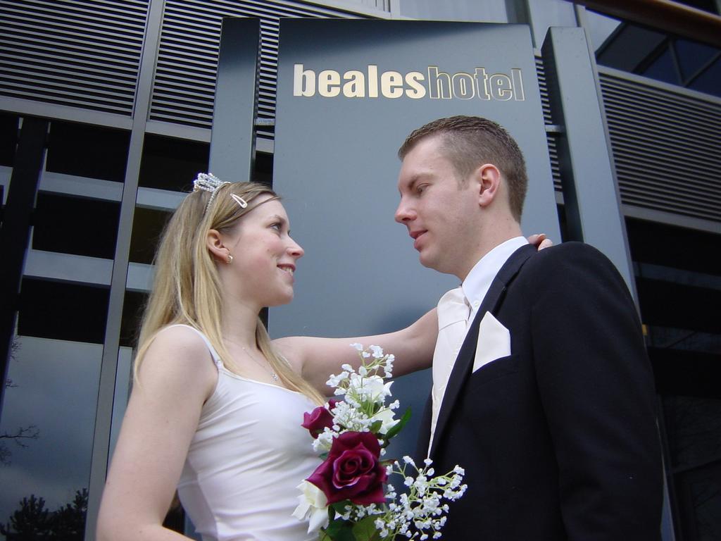 Beales Hotel Hatfield  Bagian luar foto