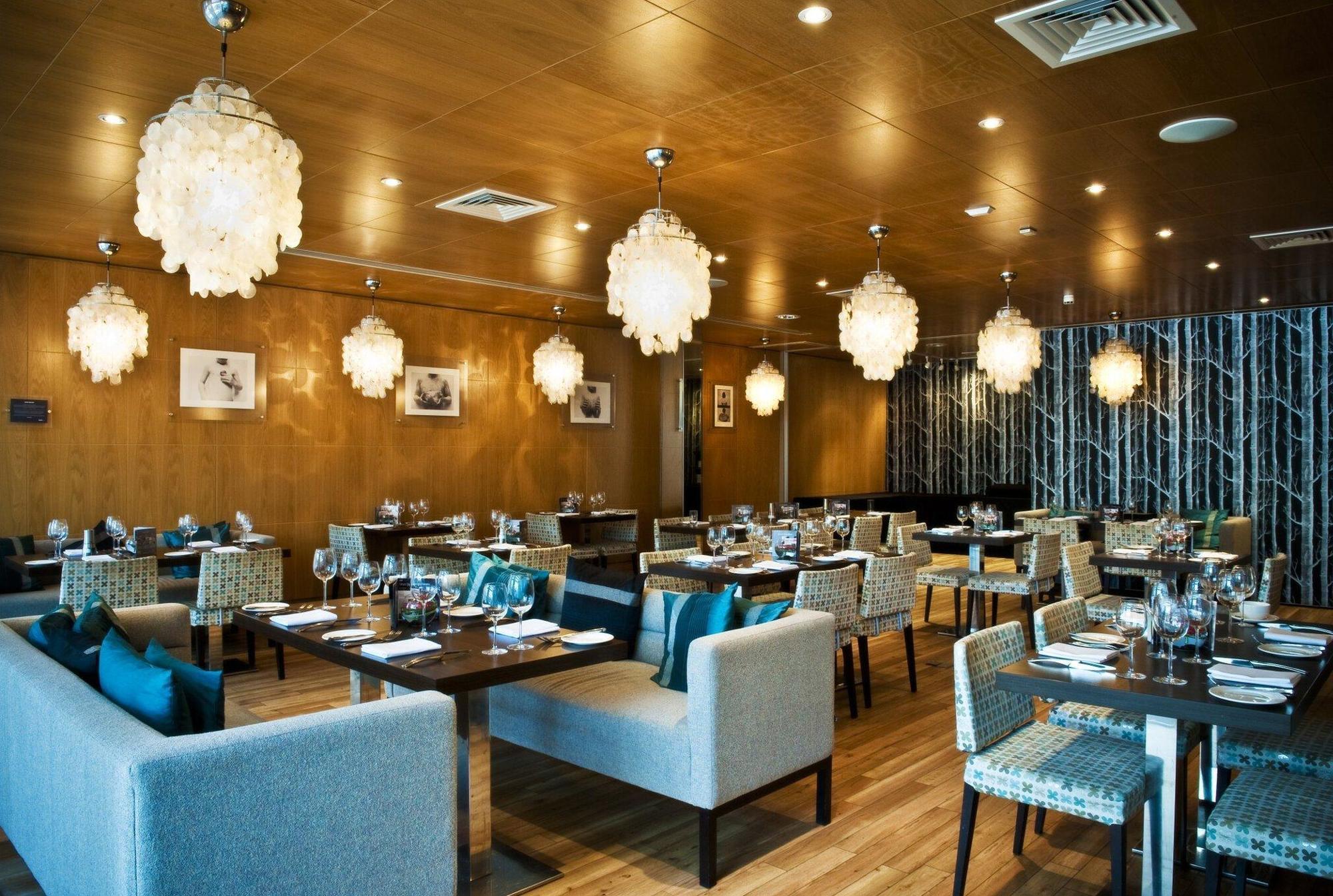 Beales Hotel Hatfield  Bagian luar foto