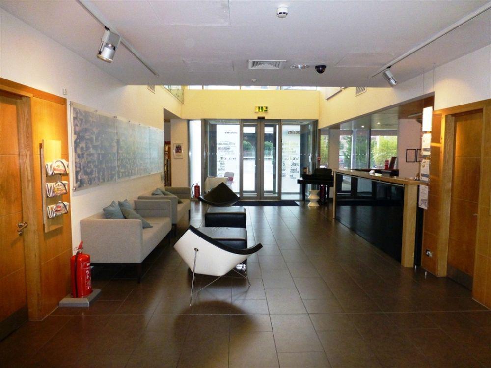 Beales Hotel Hatfield  Bagian luar foto