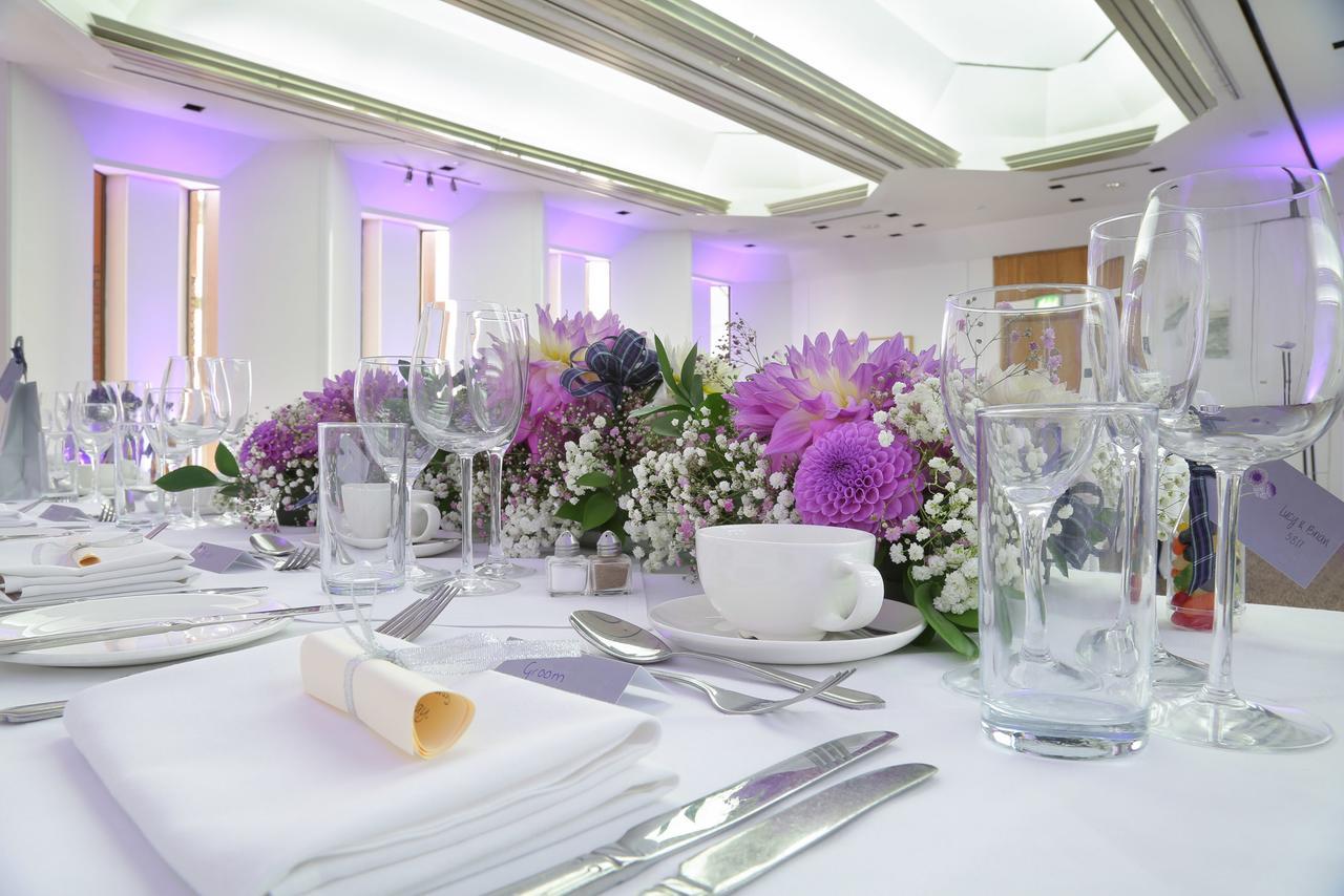 Beales Hotel Hatfield  Bagian luar foto