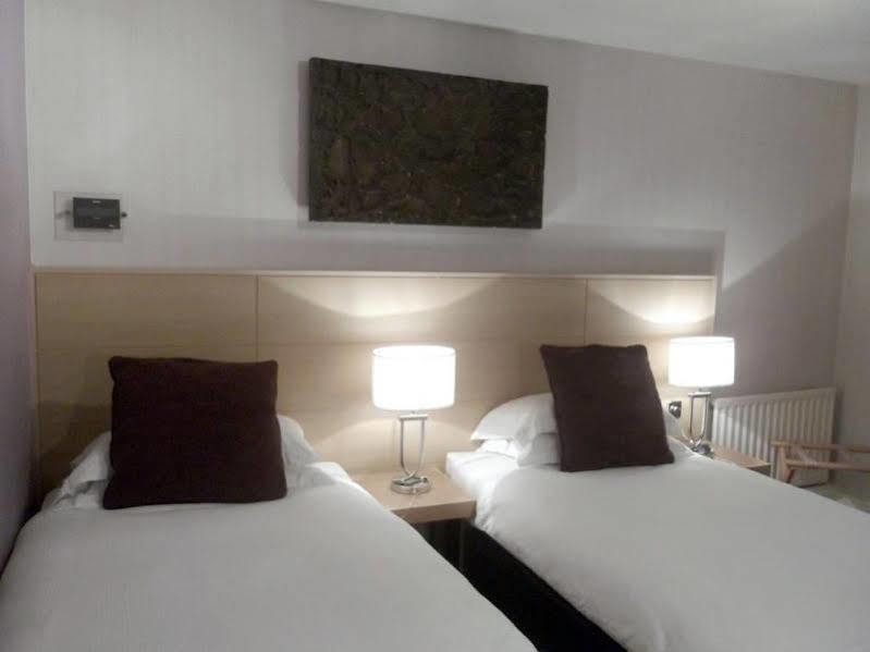 Beales Hotel Hatfield  Bagian luar foto